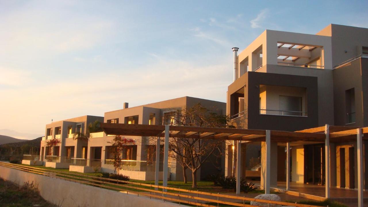 Double Bay Beach Hotel إيلافونيسوس المظهر الخارجي الصورة